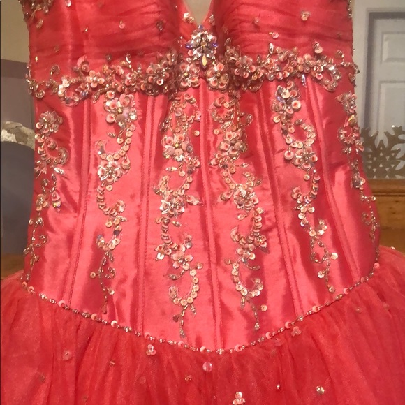 Prom Dress - Picture 4 of 6